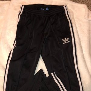 Adidas joggers